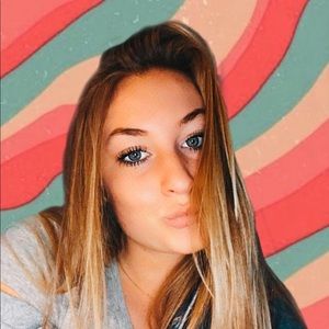 Meet your Posher, Ashlyn